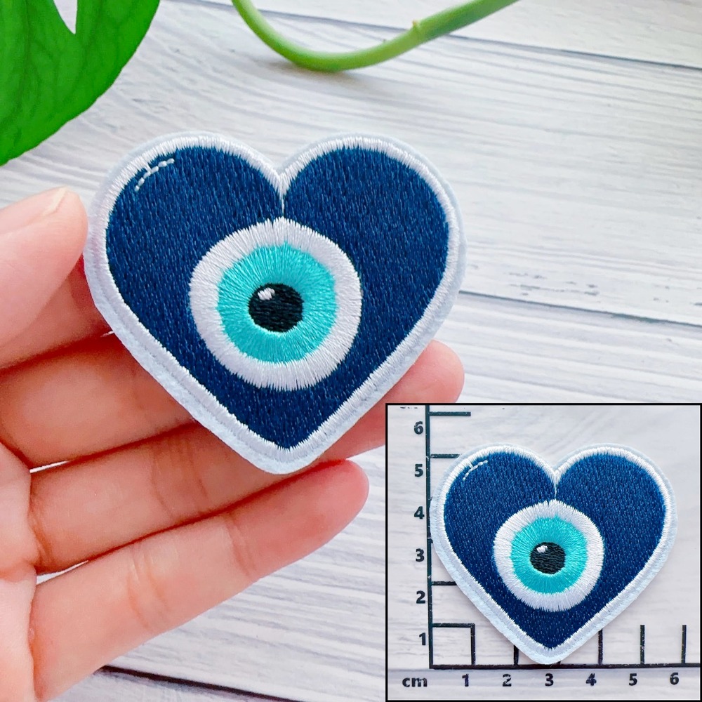 【皮卡布】I1 眼睛 eyes love 布貼 刺繡燙布貼 徽章 刺繡布貼 補丁補破洞 熨燙貼 燙布貼 Patch-規格圖2