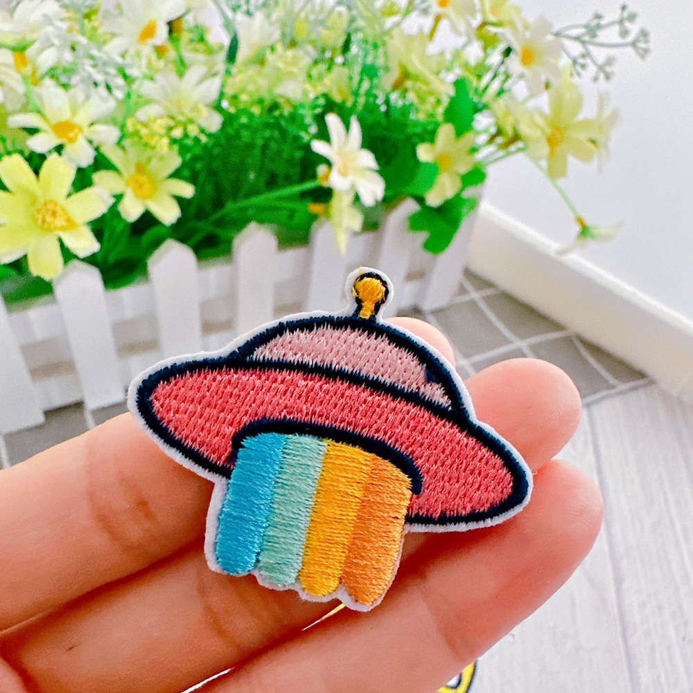 【皮卡布】免熨燙 S7 刺繡布貼紙 布貼紙 太空人 宇航員 布貼 手帳貼紙 刺繡布貼  自黏布貼 刺繡裝飾貼 patch-規格圖5