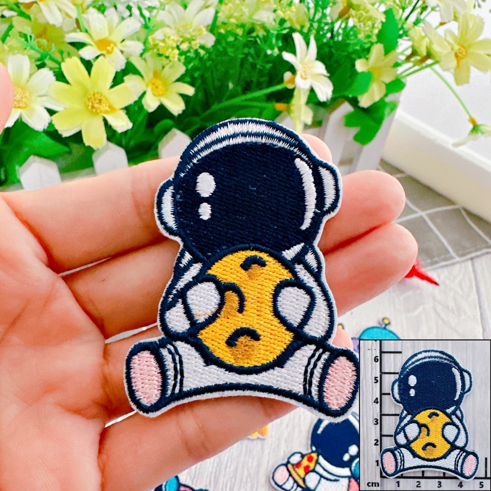 【皮卡布】免熨燙 S7 刺繡布貼紙 布貼紙 太空人 宇航員 布貼 手帳貼紙 刺繡布貼  自黏布貼 刺繡裝飾貼 patch-規格圖5