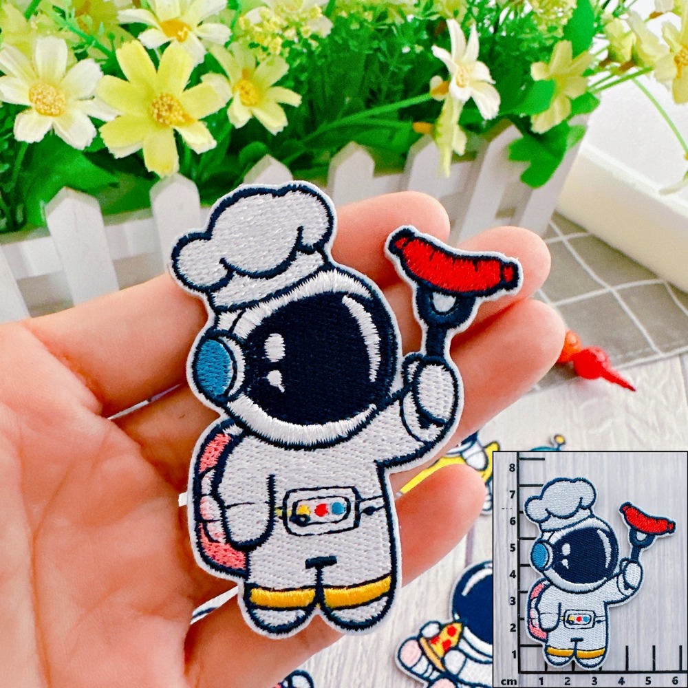 【皮卡布】免熨燙 S7 刺繡布貼紙 布貼紙 太空人 宇航員 布貼 手帳貼紙 刺繡布貼  自黏布貼 刺繡裝飾貼 patch-規格圖5