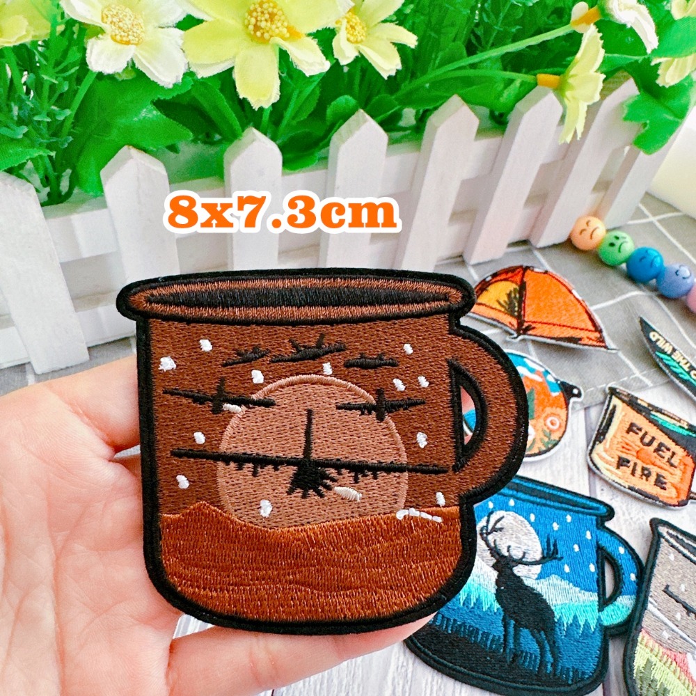 【皮卡布】J2 露營 帳篷 馬克杯 刀子 墨鏡 魔鬼氈布章 布貼 徽章  臂章燙 刺繡燙布貼  刺繡布貼 熨燙貼 魔鬼氈-規格圖9