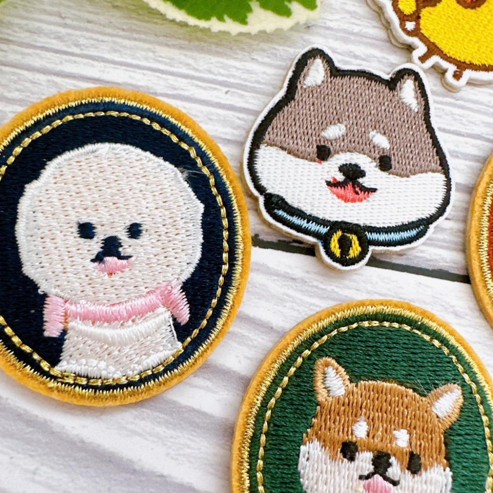 【皮卡布】免熨燙 D2 柴犬 比熊 雪納瑞 刺繡布貼紙 刺繡布貼 自黏布貼 刺繡裝飾貼 patch 比熊刺繡 手帳貼紙-細節圖4