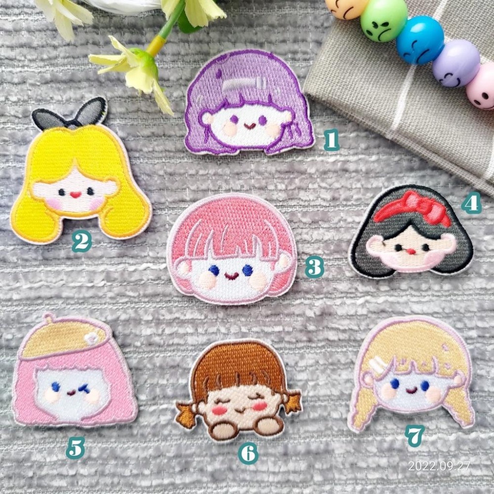 【皮卡布】免熨燙 A2 女孩 刺繡布貼紙 布貼紙 徽章 布貼 手帳貼紙 刺繡布貼 貼紙 自黏布貼 刺繡裝飾貼 patch-細節圖2