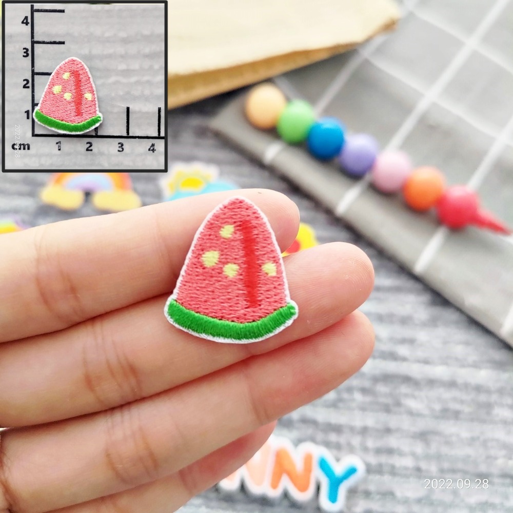 【皮卡布】免熨燙 A1刺繡布貼紙 雲朵  布貼紙 徽章 布貼 手帳貼紙 刺繡布貼 貼紙 自黏布貼 刺繡裝飾貼 patch-規格圖3