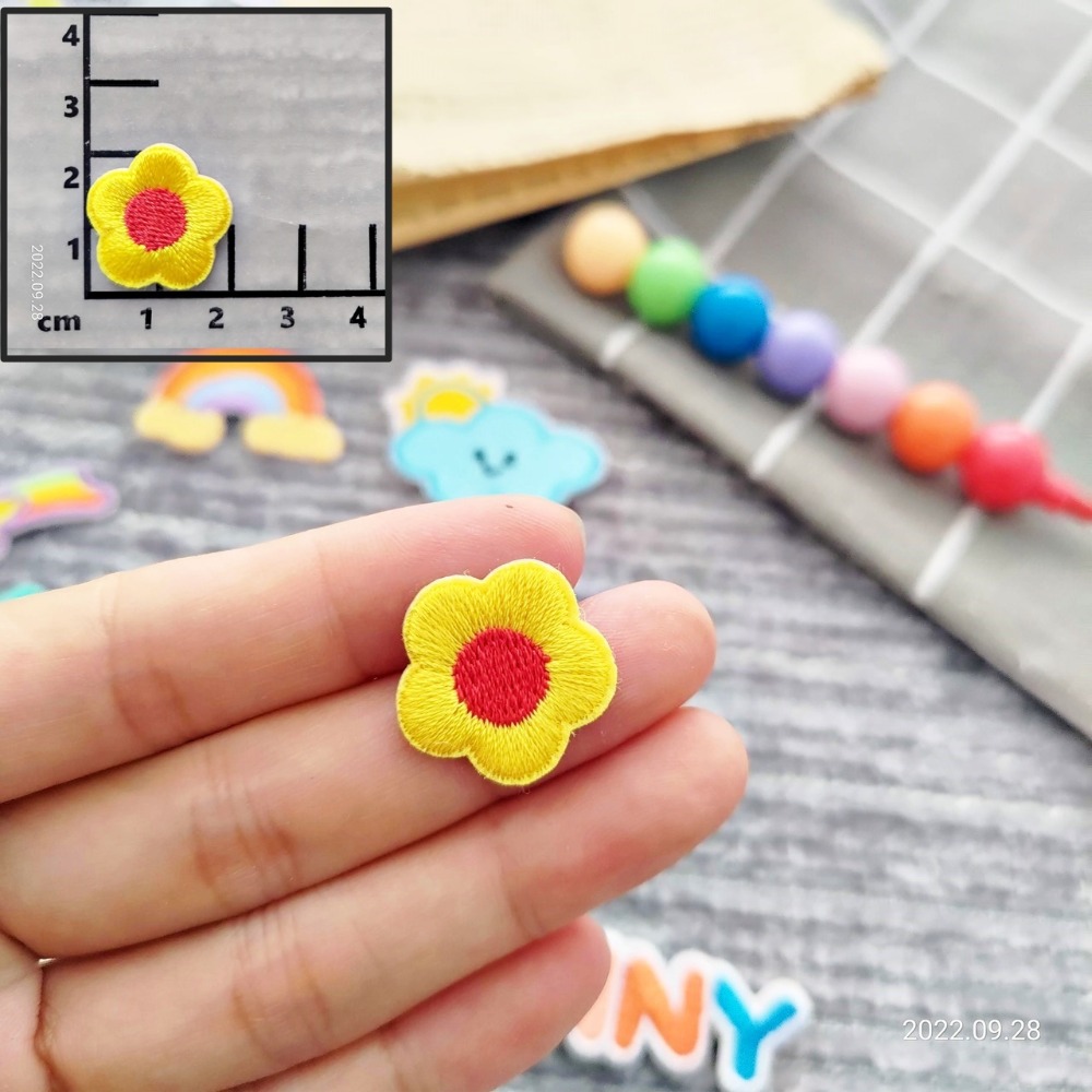 【皮卡布】免熨燙 A1刺繡布貼紙 雲朵  布貼紙 徽章 布貼 手帳貼紙 刺繡布貼 貼紙 自黏布貼 刺繡裝飾貼 patch-規格圖3