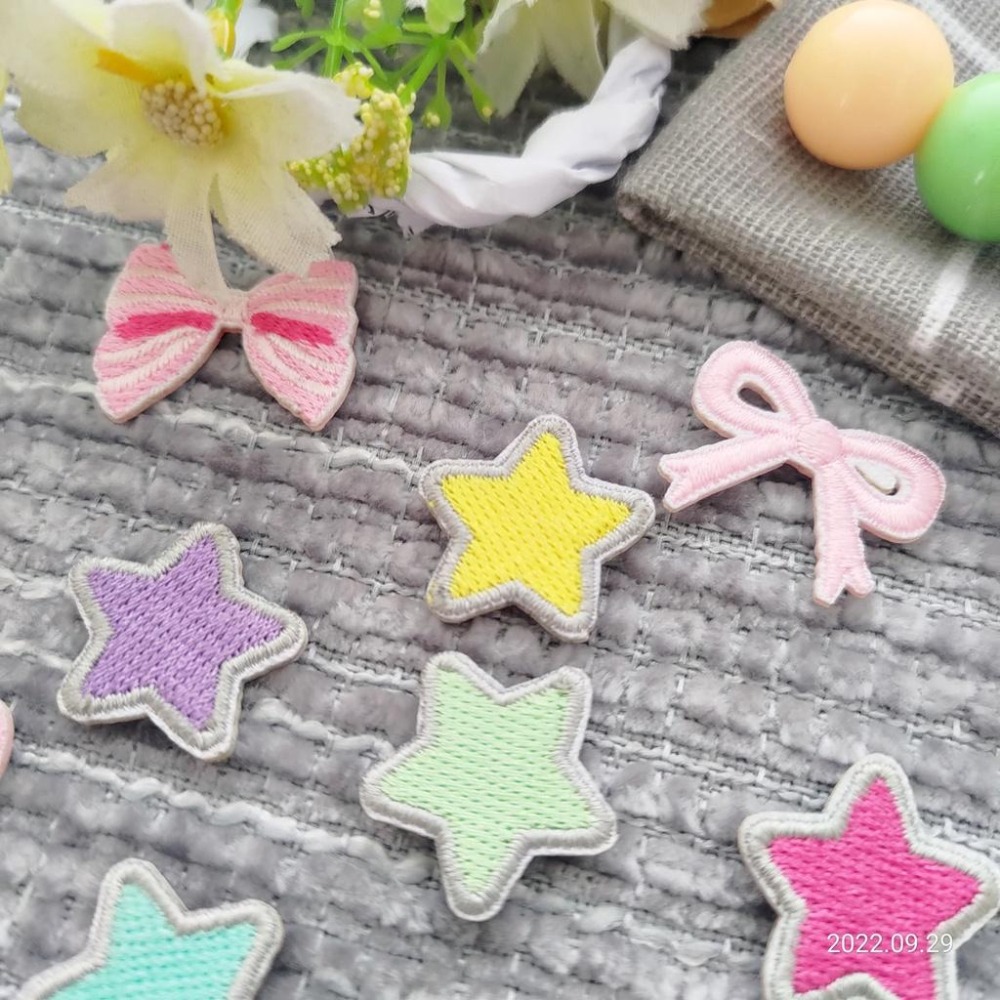 【皮卡布】免熨燙 A5刺繡布貼紙 星星 蝴蝶結 布貼紙 布貼 手帳貼紙 刺繡布貼 貼紙 自黏布貼 刺繡裝飾貼 patch-細節圖4