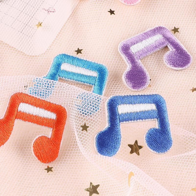 【皮卡布】免熨燙 A6 音符 刺繡布貼紙 貼紙 徽章 布貼 手帳貼紙 刺繡布貼 貼紙 自黏布貼 刺繡裝飾貼 patch-細節圖7