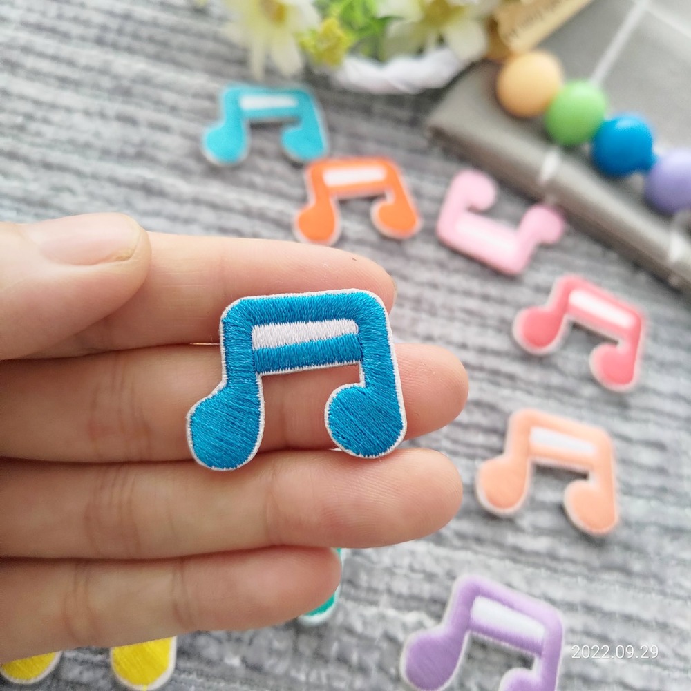 【皮卡布】免熨燙 A6 音符 刺繡布貼紙 貼紙 徽章 布貼 手帳貼紙 刺繡布貼 貼紙 自黏布貼 刺繡裝飾貼 patch-規格圖7