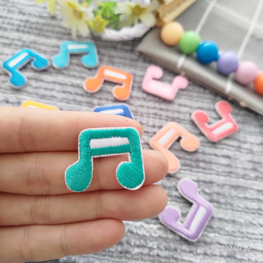 【皮卡布】免熨燙 A6 音符 刺繡布貼紙 貼紙 徽章 布貼 手帳貼紙 刺繡布貼 貼紙 自黏布貼 刺繡裝飾貼 patch-規格圖7