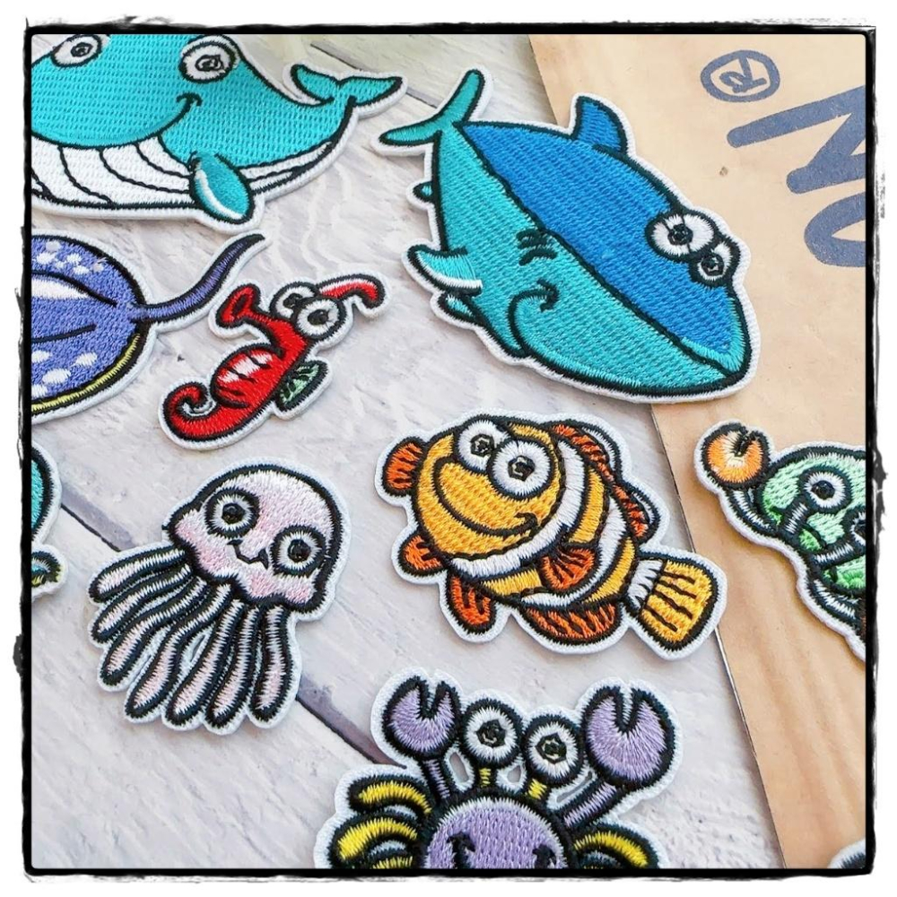 【皮卡布】Q11海洋動物 海龜 章魚 海豚 鯨魚 小丑魚 海星 海馬 水母 布章 臂章 布標 刺繡燙布貼 徽章 刺繡布貼-細節圖5