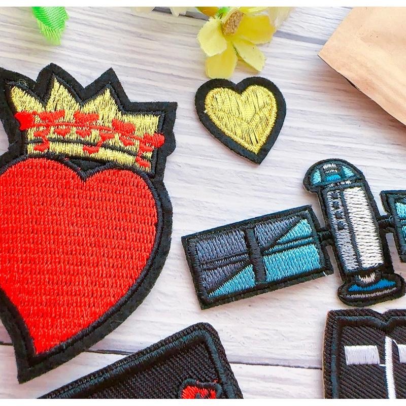 【皮卡布】 S12 太空人 船舵 愛心 熨燙徽章 布貼 布章 臂章燙 刺繡燙布貼 刺繡 徽章 刺繡布貼 燙貼布 熨燙布貼-細節圖4