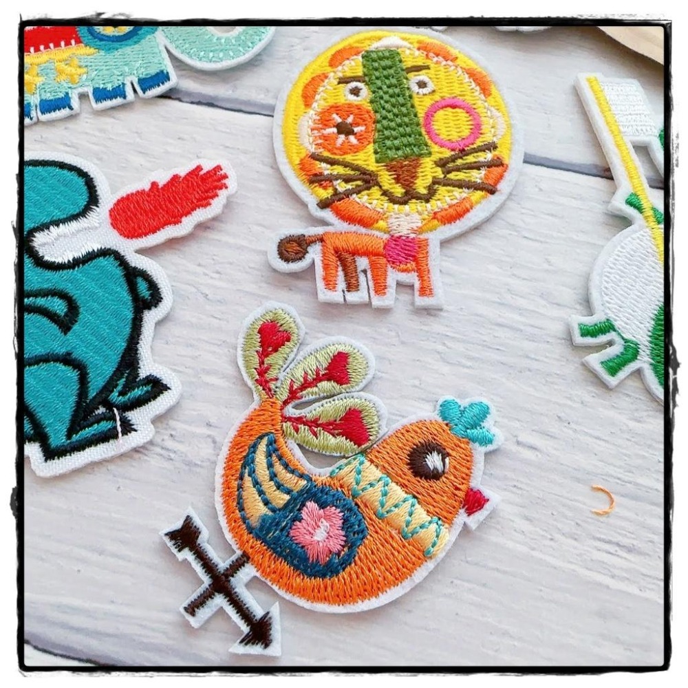 【皮卡布】Q4公雞大象獅子刺蝟 動物 電腦刺鏽 布章 臂章 布標 刺繡燙布貼 徽章 刺繡布貼 補丁 補破洞 熨燙布貼-細節圖5