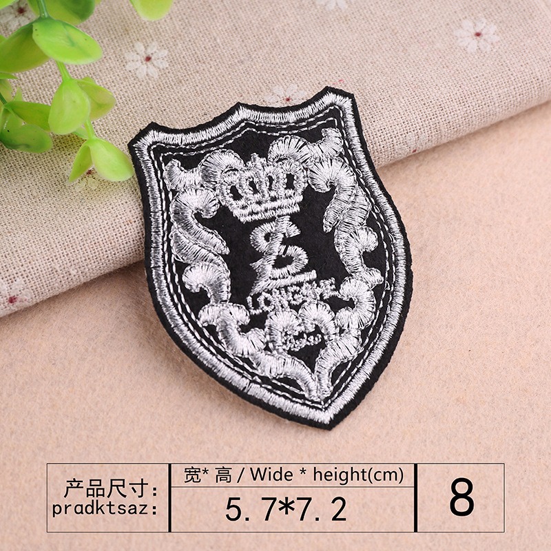 【皮卡布】B3 大舌頭 紅唇 蜂王 裝飾布貼 布章 臂章 布標 刺繡燙布貼 徽章 刺繡布貼 補丁 補破洞 熨燙布貼-規格圖5