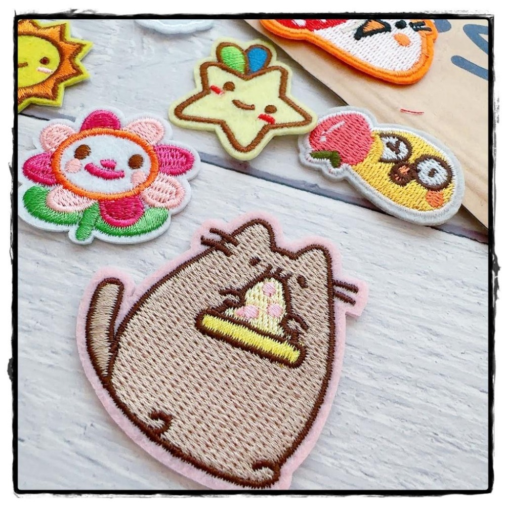 【皮卡布】A5 飄蟲 小花 兔子 漢堡布章 臂章燙 刺繡燙布貼 徽章 刺繡布貼 補丁 補破洞 燙貼布 熨燙布貼-細節圖3