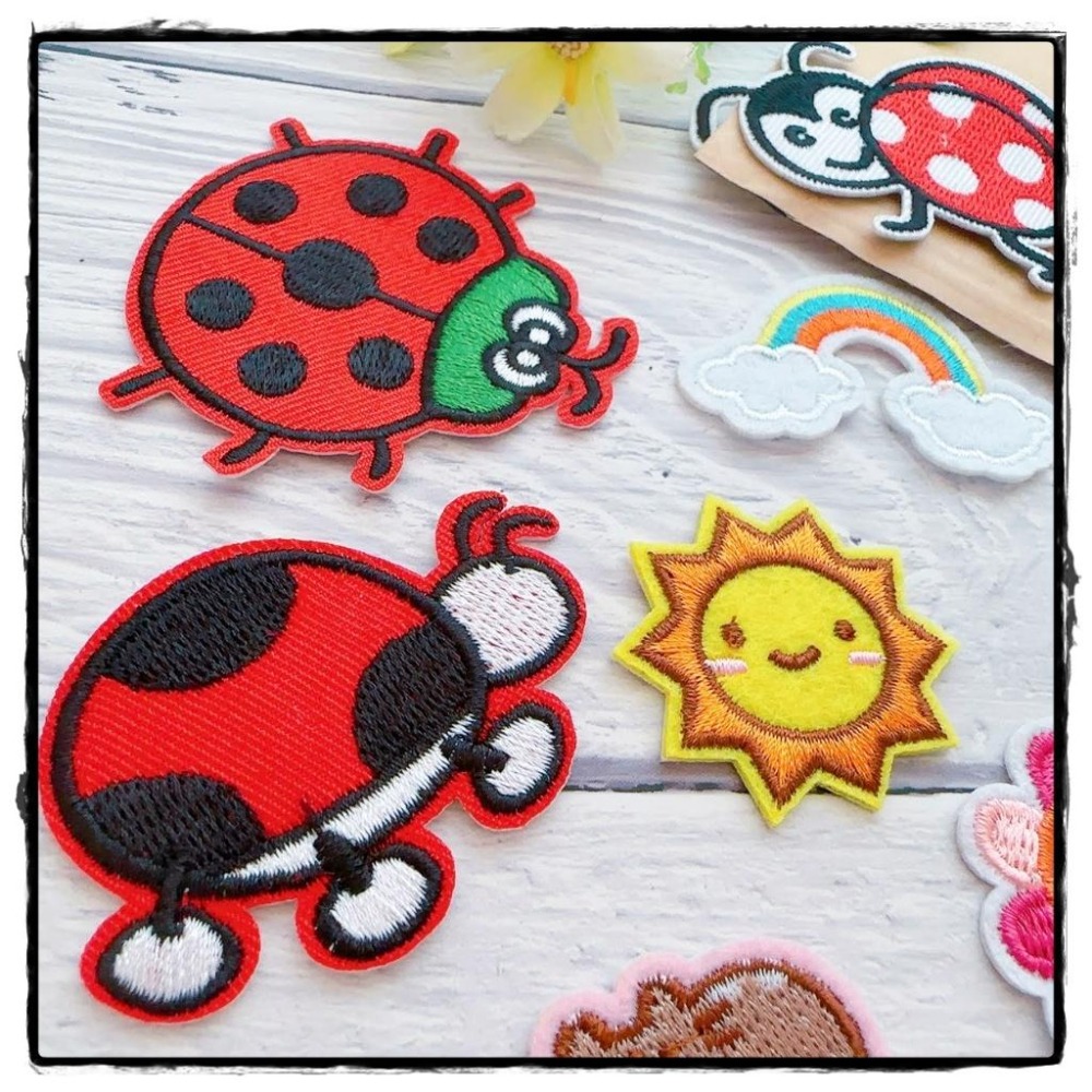【皮卡布】A5 飄蟲 小花 兔子 漢堡布章 臂章燙 刺繡燙布貼 徽章 刺繡布貼 補丁 補破洞 燙貼布 熨燙布貼-細節圖4
