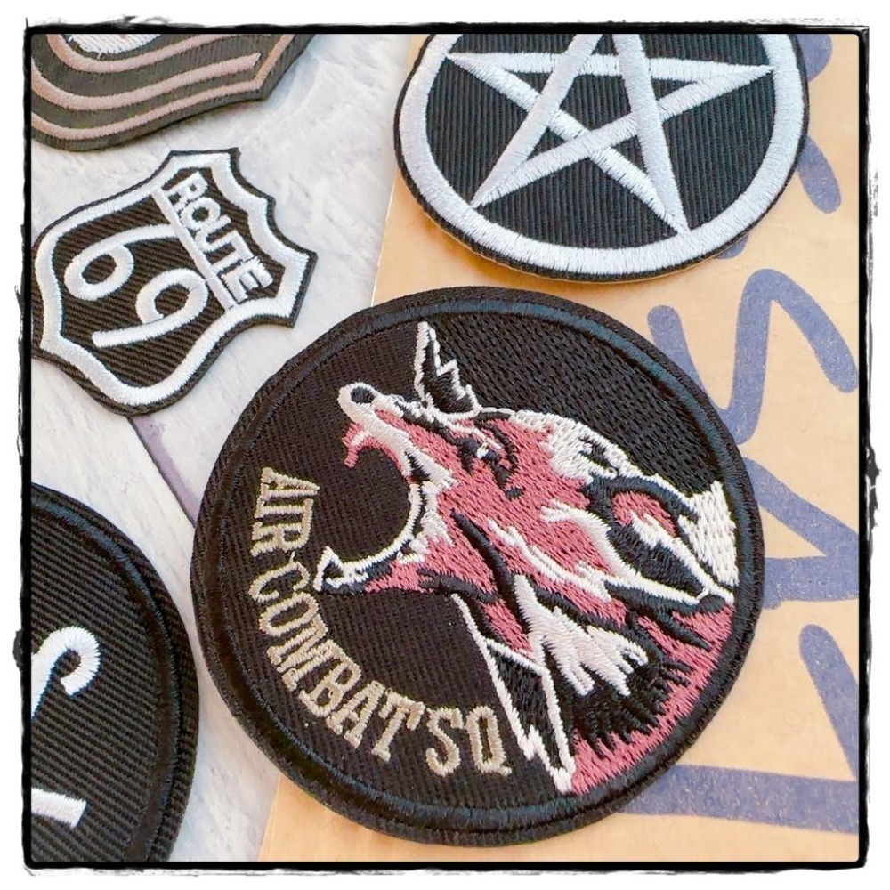 【皮卡布】 P2 骷魯頭 猴子 狼 布章 臂章燙 刺繡燙布貼 徽章 刺繡布貼 魔鬼氈布章 燙貼布 熨燙布貼-細節圖2