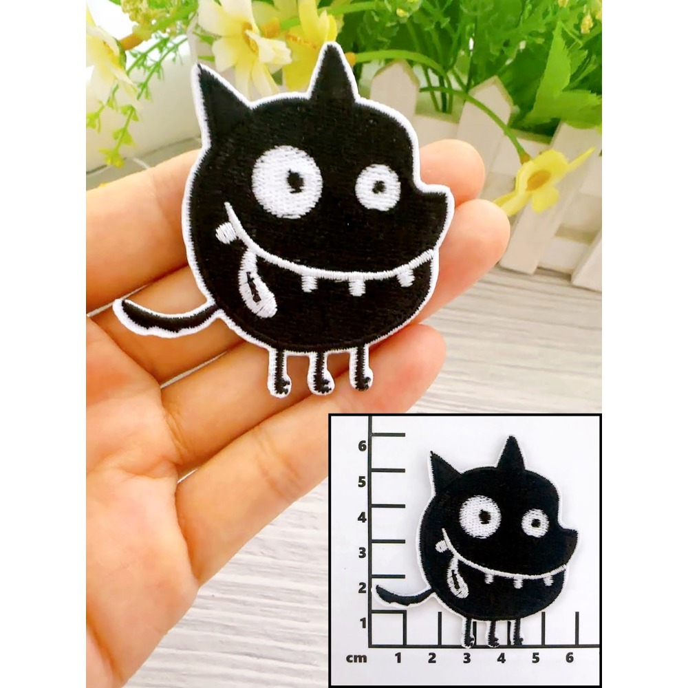 【皮卡布】U4 小黑怪 布貼 裝飾 布章 臂章燙 刺繡燙布貼 徽章 刺繡布貼 補丁補破洞 熨燙貼 燙布貼 Patch-規格圖9