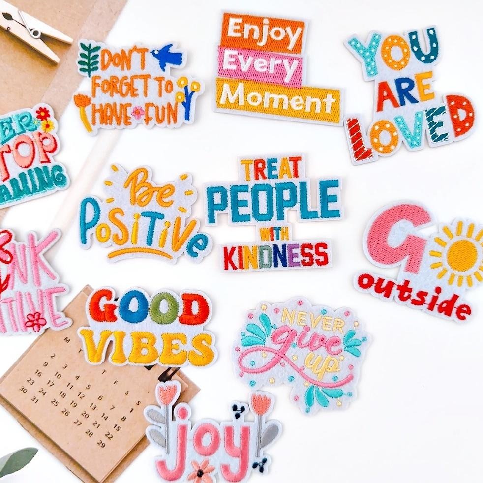 【皮卡布】i23/熨燙/貼紙/魔鬼氈可選｜勵志文字布貼｜文字布章｜徽章｜燙布貼｜布貼｜布章｜刺繡布貼｜魔鬼氈布章｜補丁-細節圖3