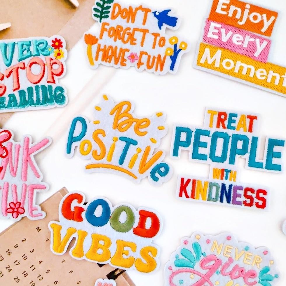 【皮卡布】i23/熨燙/貼紙/魔鬼氈可選｜勵志文字布貼｜文字布章｜徽章｜燙布貼｜布貼｜布章｜刺繡布貼｜魔鬼氈布章｜補丁-細節圖7