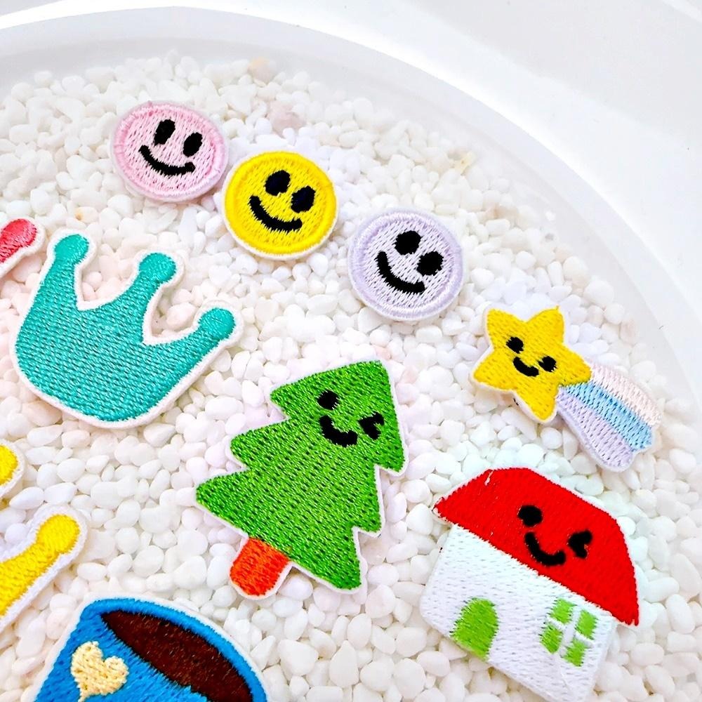 【皮卡布】DO6｜皇冠｜刺蝟｜草莓｜可愛布貼｜迷你刺繡布貼｜熨燙貼｜布貼紙｜徽章｜布貼｜布章｜燙布貼｜補丁｜熨燙布貼｜-細節圖4