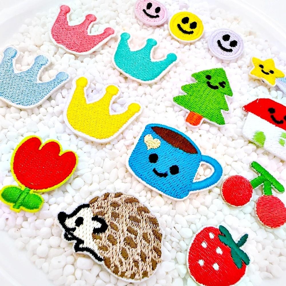 【皮卡布】DO6｜皇冠｜刺蝟｜草莓｜可愛布貼｜迷你刺繡布貼｜熨燙貼｜布貼紙｜徽章｜布貼｜布章｜燙布貼｜補丁｜熨燙布貼｜-細節圖5