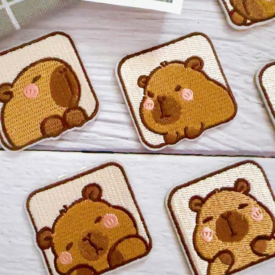 【皮卡布】貼紙/魔鬼氈可選/CH3/卡皮巴拉布貼/水豚君/水豚｜可愛布貼｜徽章｜燙布貼｜布貼｜布章｜刺繡布貼｜魔鬼氈布章-細節圖2