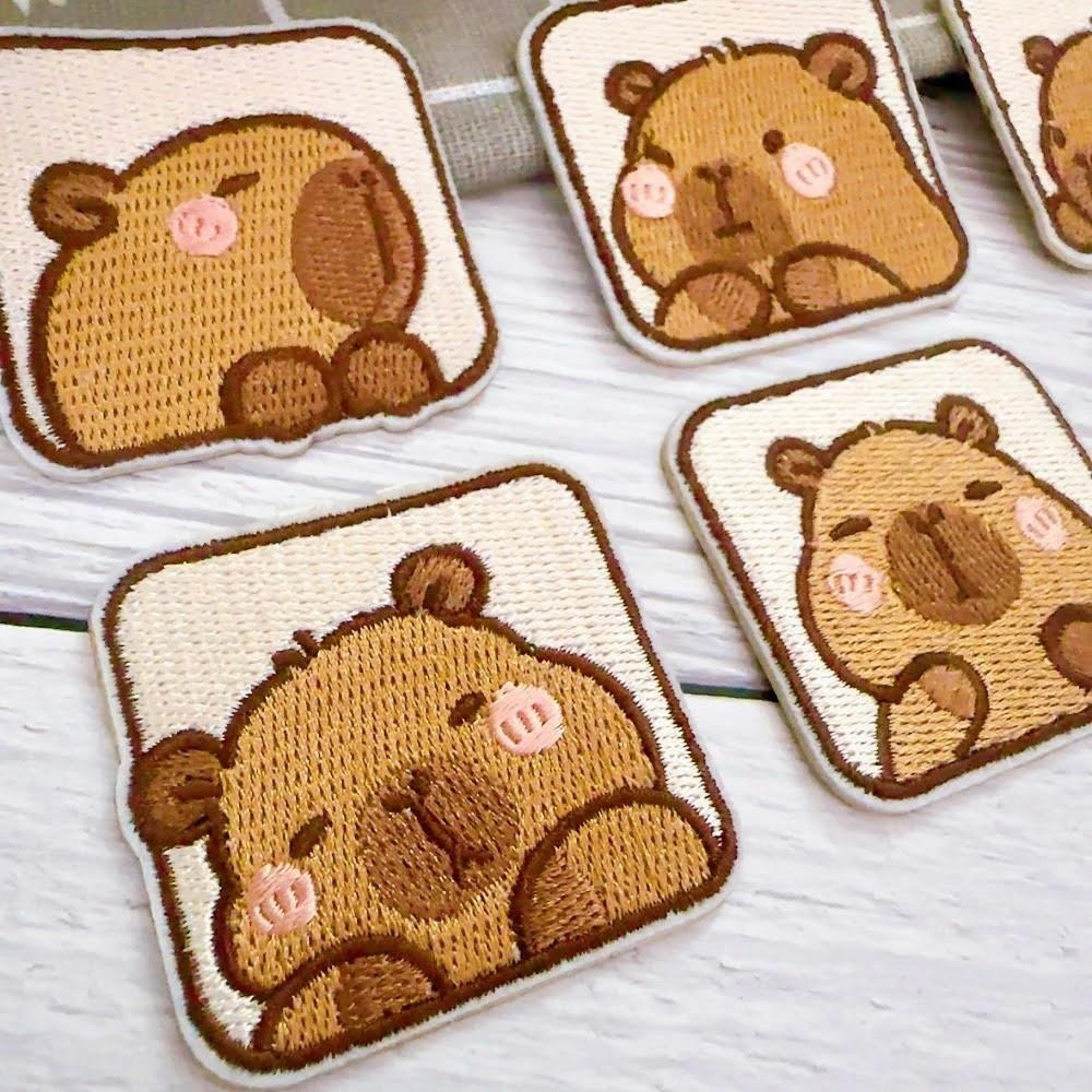 【皮卡布】貼紙/魔鬼氈可選/CH3/卡皮巴拉布貼/水豚君/水豚｜可愛布貼｜徽章｜燙布貼｜布貼｜布章｜刺繡布貼｜魔鬼氈布章-細節圖4