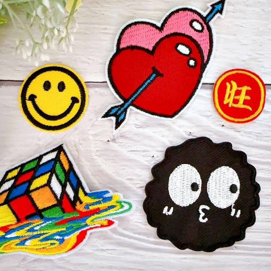 【皮卡布】微笑布貼 布章 臂章布貼 刺繡布章 徽章 刺繡貼布 熨燙貼 燙布貼 Patch  補丁貼 魔鬼氈布章 魔術氈-細節圖2