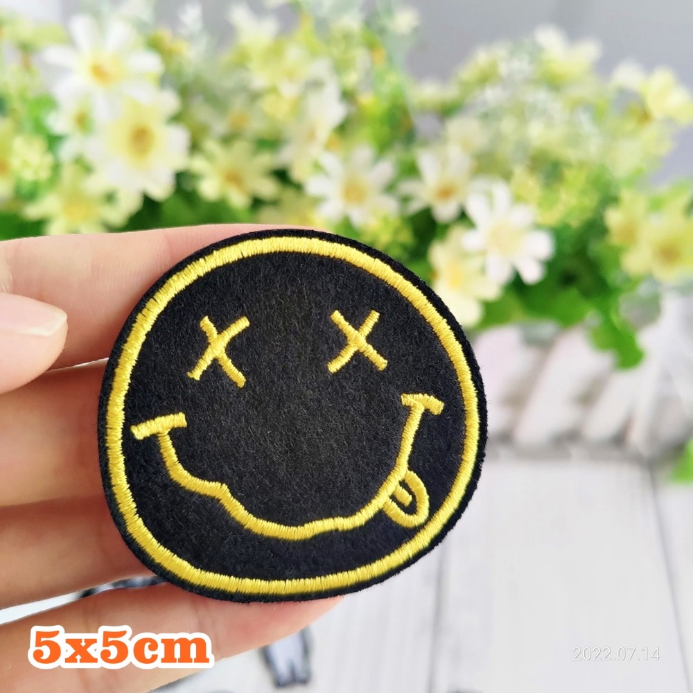 【皮卡布】K3  鬍子 布貼 裝飾 布章 臂章燙 刺繡燙布貼 徽章 刺繡布貼 補丁補破洞 熨燙貼 熨燙布貼 Patch-規格圖1