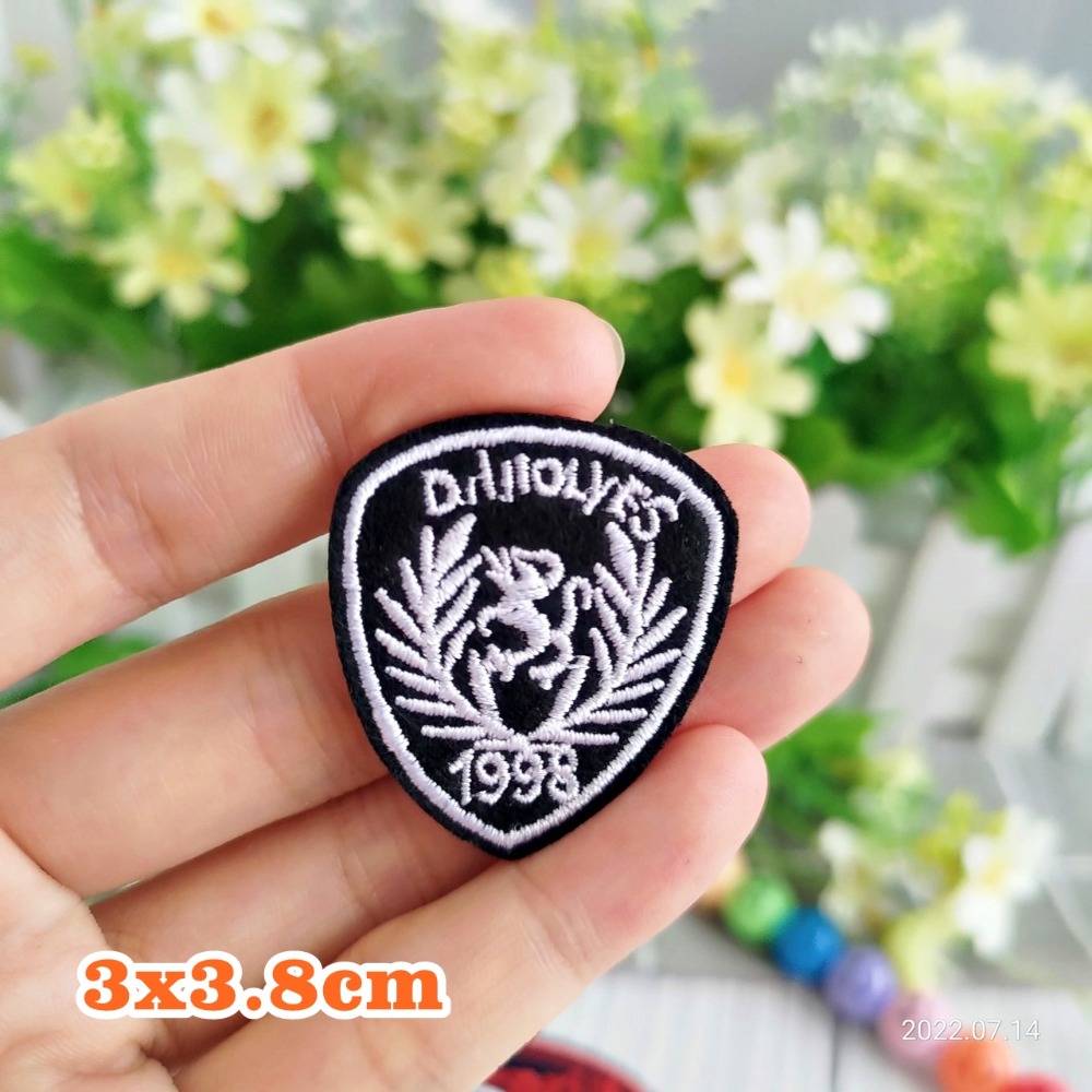 【皮卡布】K5 櫻桃 布貼 裝飾 布章 臂章燙 刺繡燙布貼 徽章 刺繡布貼 補丁補破洞  熨燙貼  熨燙布貼 Patch-規格圖1