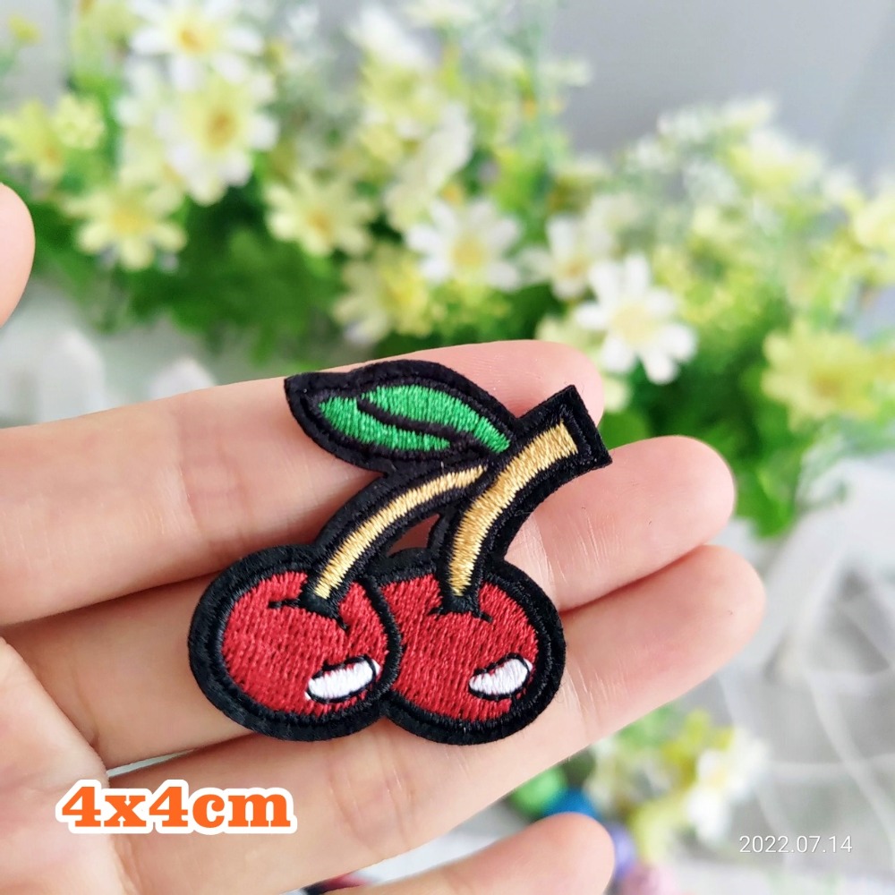【皮卡布】K5 櫻桃 布貼 裝飾 布章 臂章燙 刺繡燙布貼 徽章 刺繡布貼 補丁補破洞  熨燙貼  熨燙布貼 Patch-規格圖1