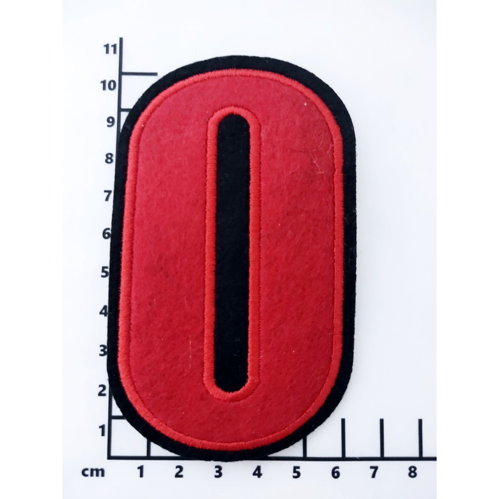 【皮卡布】E10紅色大數字布貼 布貼 臂章燙 刺繡燙布貼 徽章 刺繡布貼 補丁 補破洞 燙貼布 熨燙布貼 魔鬼氈布章-規格圖2