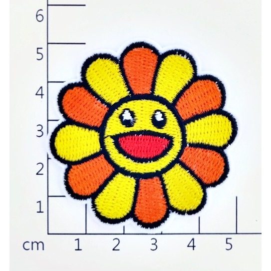 【皮卡布】T3太陽花 小花 蜜蜂 彩虹 布貼 刺繡燙布貼 徽章 刺繡布貼 補丁 補破洞 燙貼布 刺繡布貼紙/可愛瀏海貼-規格圖1