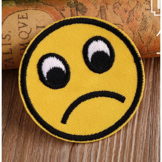 【皮卡布】 H3 微笑 smile 表情圖 布章 臂章燙 刺繡燙布貼 熨燙徽章 刺繡布貼  燙貼布 熨燙布貼 魔鬼氈布章-規格圖1