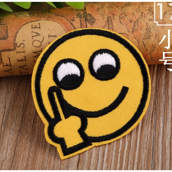 【皮卡布】 H3 微笑 smile 表情圖 布章 臂章燙 刺繡燙布貼 熨燙徽章 刺繡布貼  燙貼布 熨燙布貼 魔鬼氈布章-規格圖1