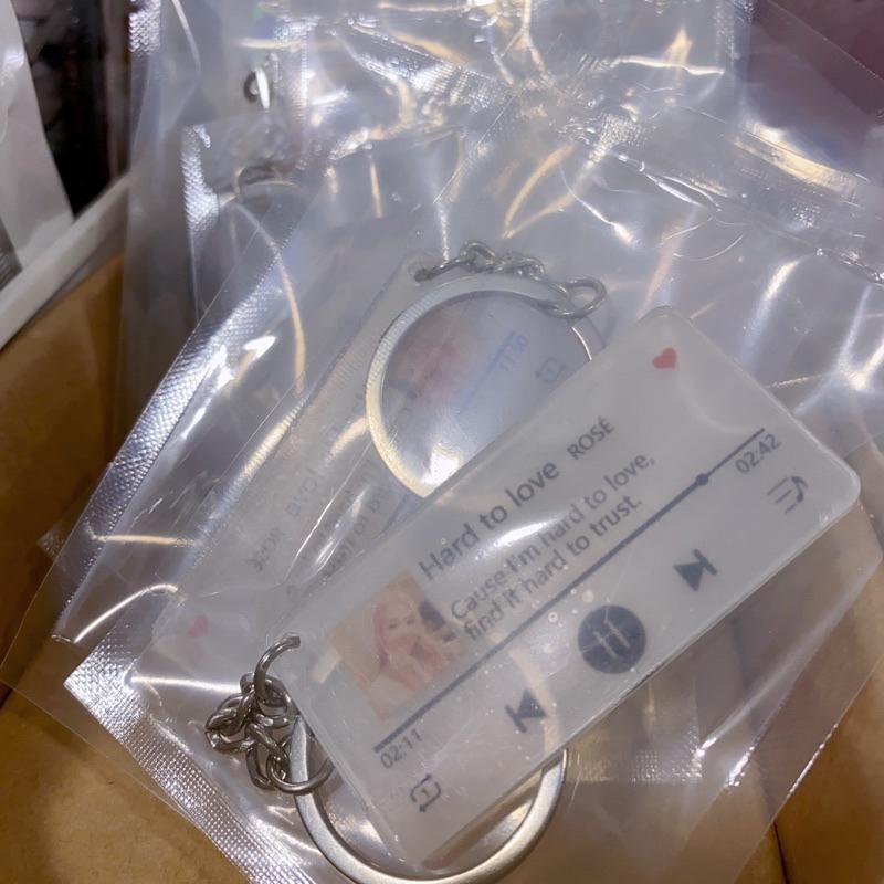 【覺JIAO】壓克力吊飾☛ BLACKPINK 周邊 Lisa Jennie Jisoo Rose 周邊 BP 鑰匙圈-細節圖3