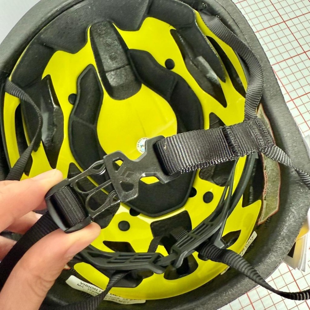 【隔壁山友】現貨+發票 Black Diamond	Vision MIPS 頭盔 岩盔 BD 安全頭盔 攀岩 登山 輕量-細節圖7