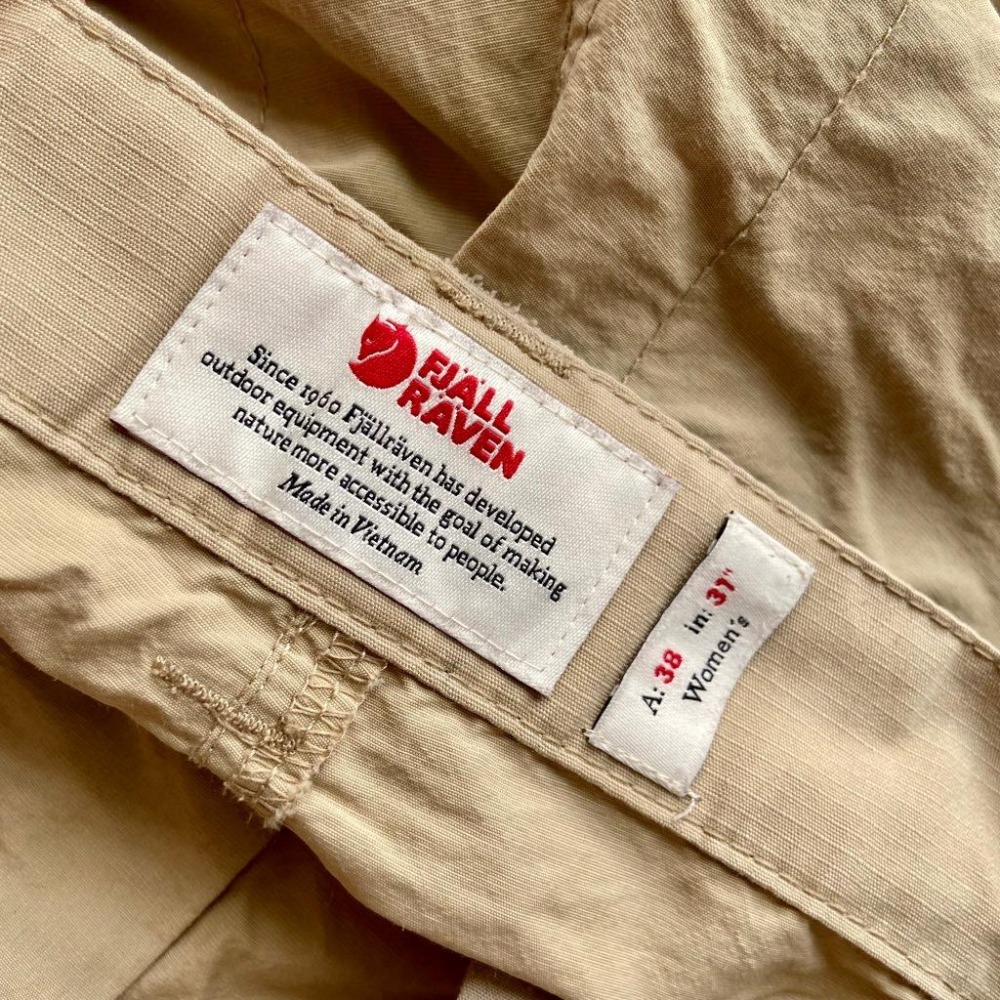 【隔壁山友】二手 Fjallraven Abisko Hybrid W Shorts 小狐狸 短褲 登山短褲 女38-細節圖3