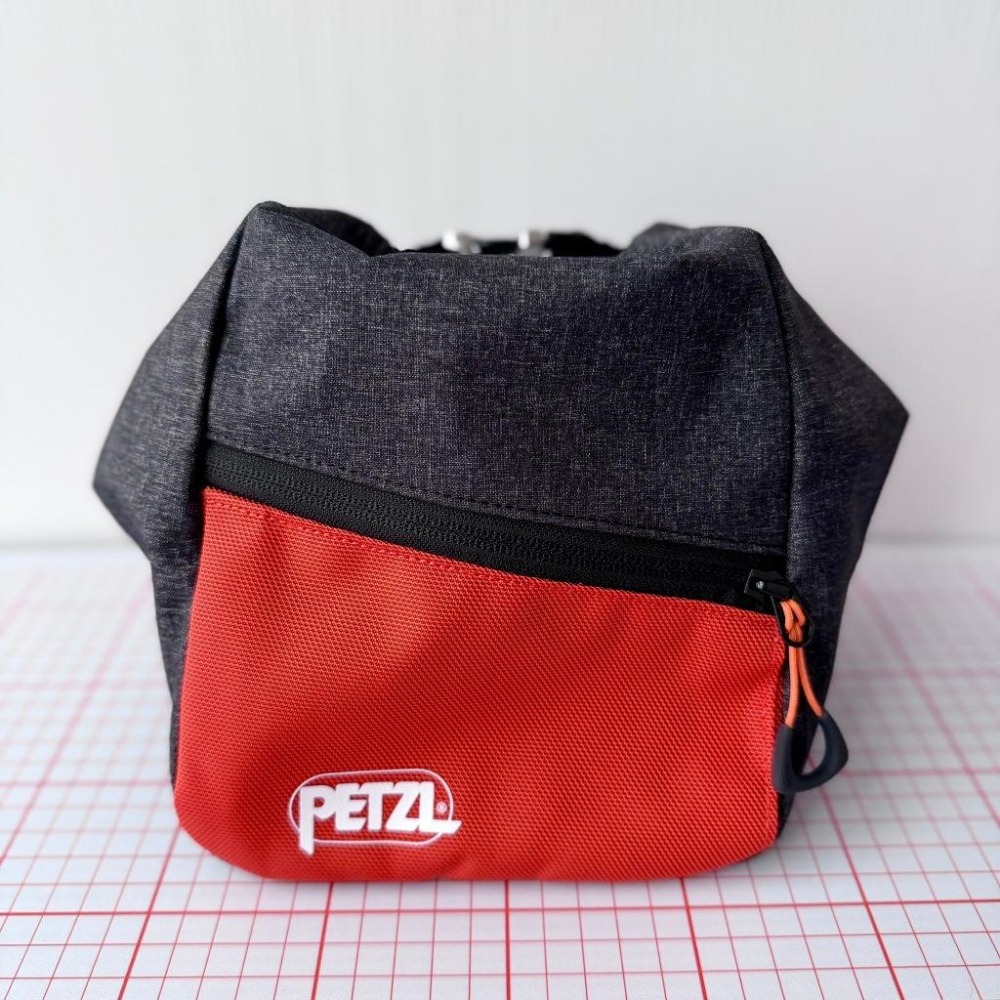 【隔壁山友】現貨+發票 Petzl SAKAB Bouldering chalk bag 粉袋 抱石粉袋 磁吸 攀岩-細節圖4