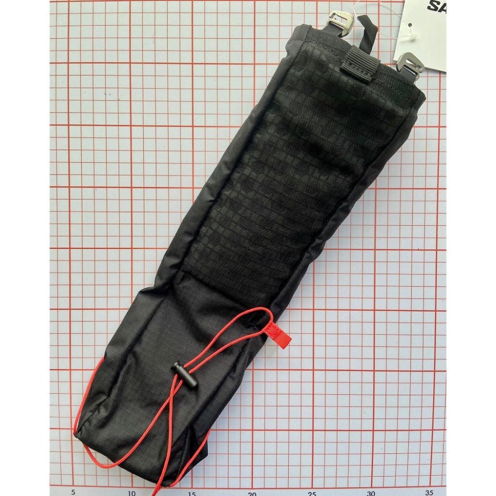 【隔壁山友】現貨+發票 Salomon Custom Quiver 登山杖收納袋 登山杖袋 快速收納 所羅門 越野跑-細節圖2