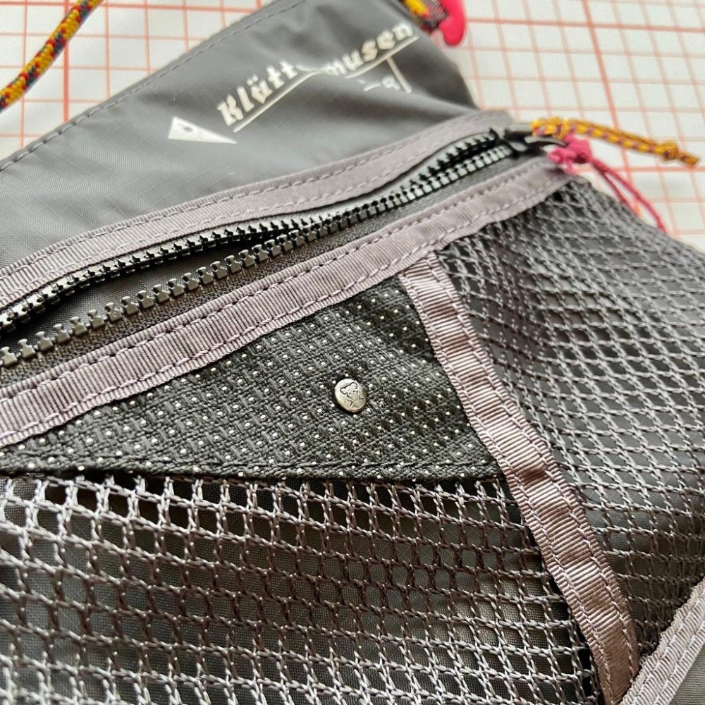 【隔壁山友】現貨+發票 Klättermusen Algir Medium 中 配件包 攀山鼠 可擴充配件袋 小包-細節圖4