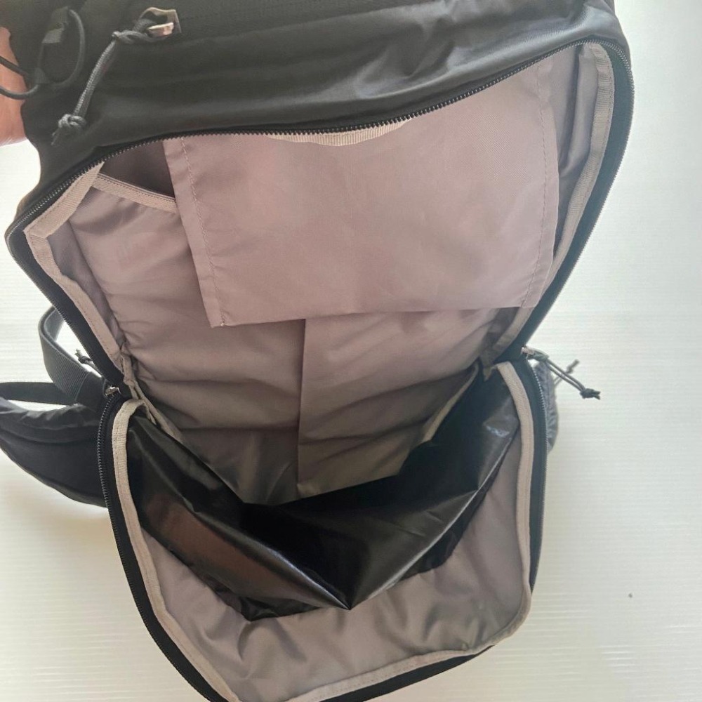 【隔壁山友】現貨+發票 Salomon XT 10 15 20 Fast packing  攻頂包 輕量 越野跑 附水袋-細節圖5