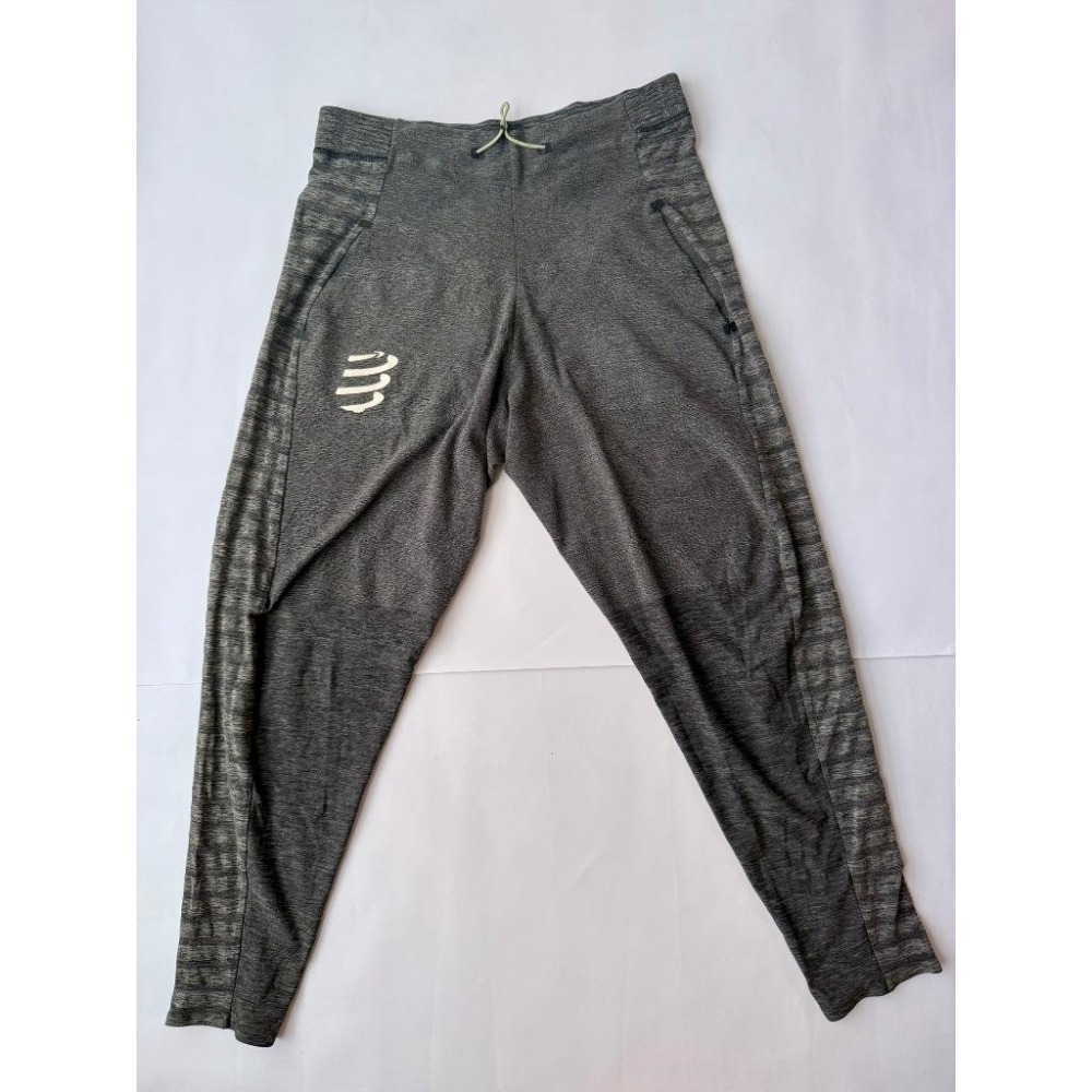 【隔壁山友】二手 Compressport Seamless 無縫線運動外套 長褲 套裝 拉鍊外套-細節圖4