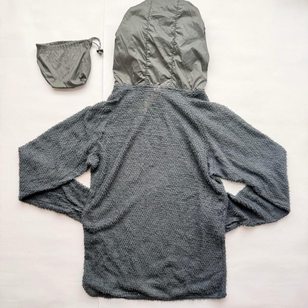【隔壁山友】二手 atelierBluebottle Alpha Hoodie 輕量 保暖 登山 連帽衣-細節圖2