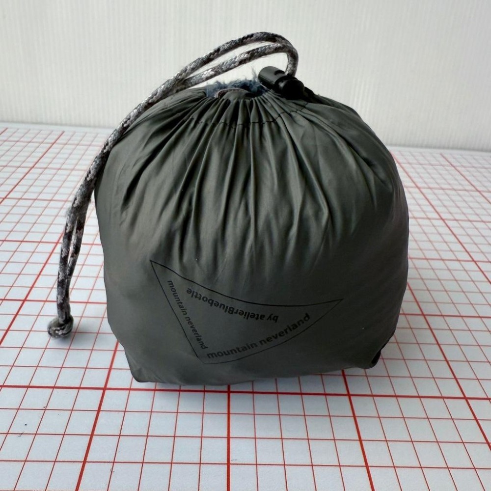 【隔壁山友】二手 atelierBluebottle Alpha Hoodie 輕量 保暖 登山 連帽衣-細節圖5