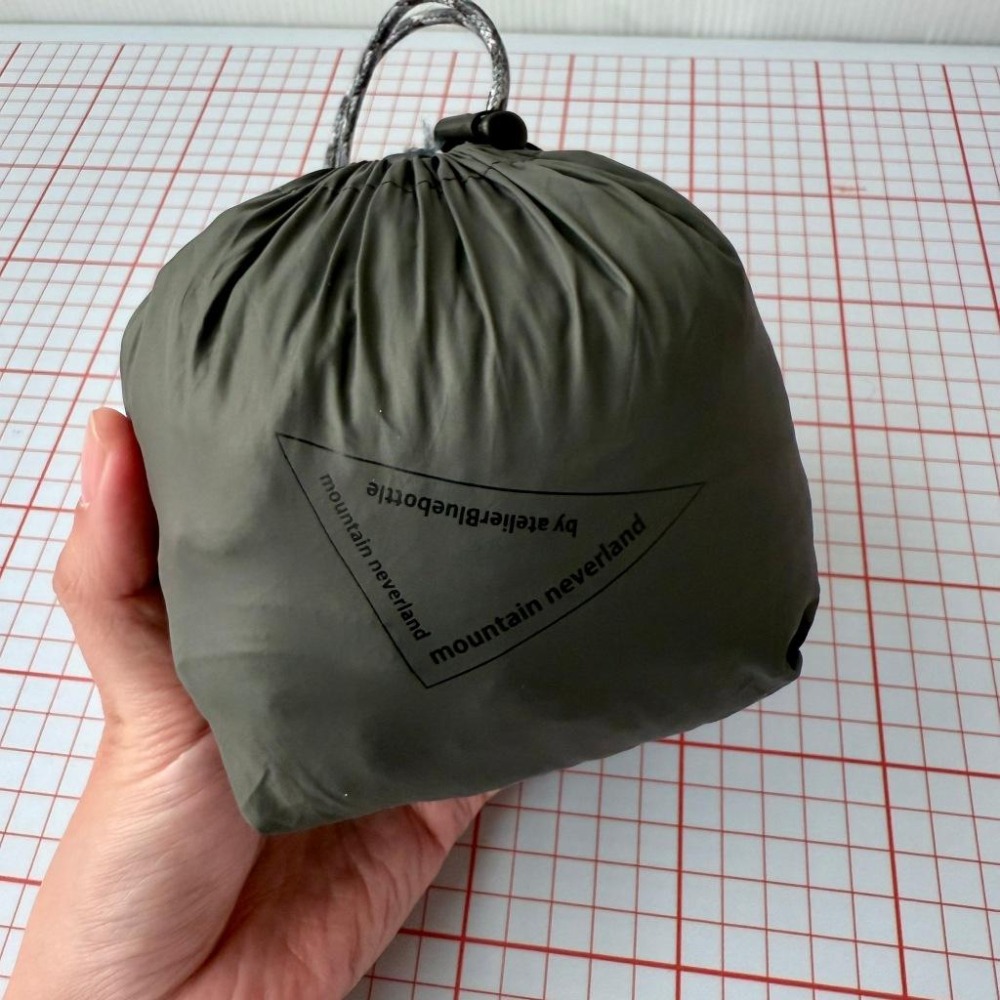 【隔壁山友】二手 atelierBluebottle Alpha Hoodie 輕量 保暖 登山 連帽衣-細節圖6