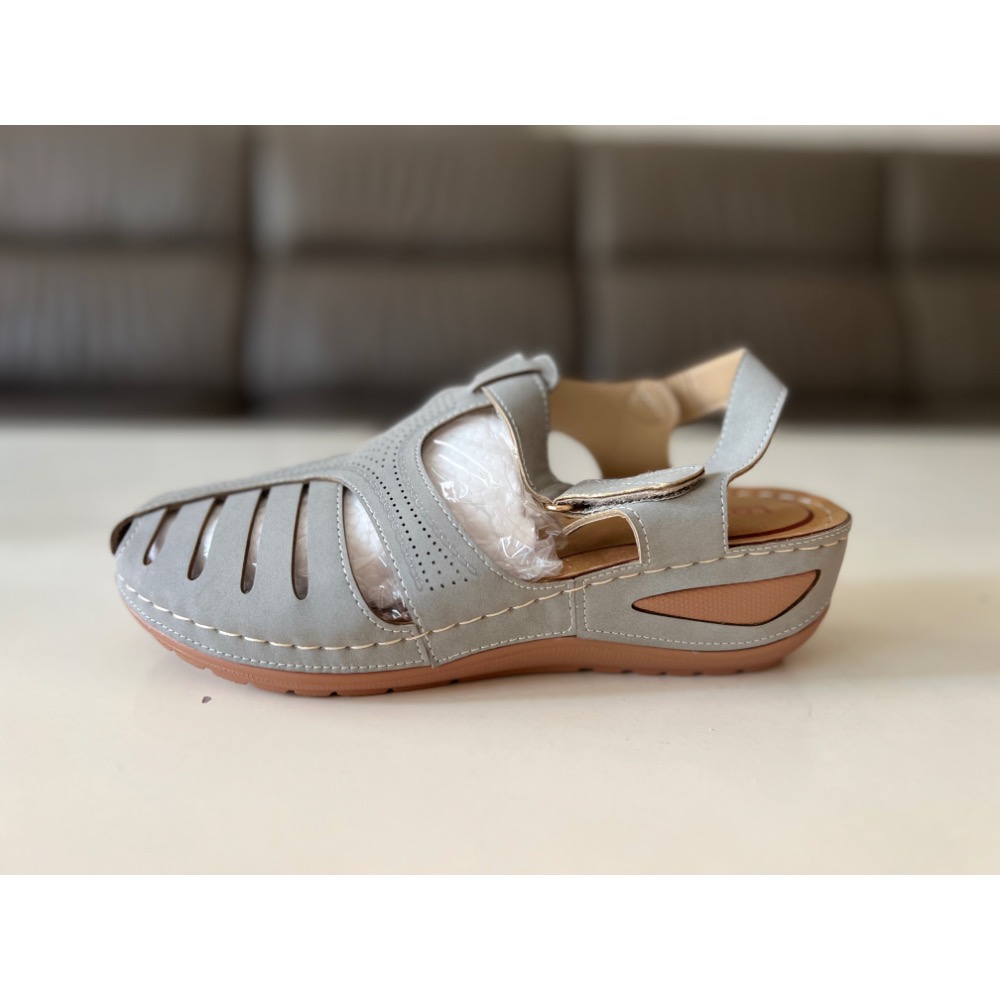 全新涼鞋 包頭涼拖鞋 復古涼鞋 鏤空涼鞋 洞洞鞋 舒適女士涼鞋 厚底軟底-細節圖2