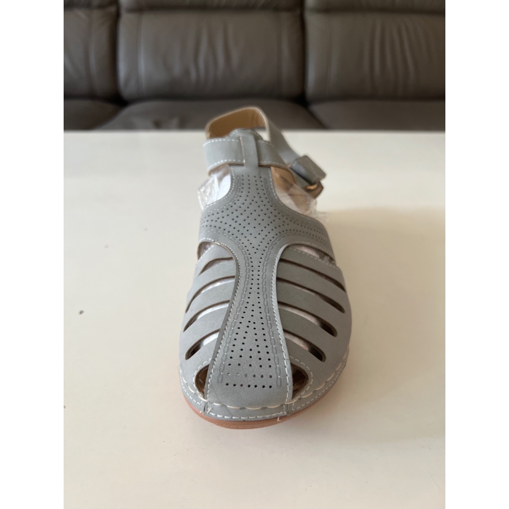 全新涼鞋 包頭涼拖鞋 復古涼鞋 鏤空涼鞋 洞洞鞋 舒適女士涼鞋 厚底軟底-細節圖3