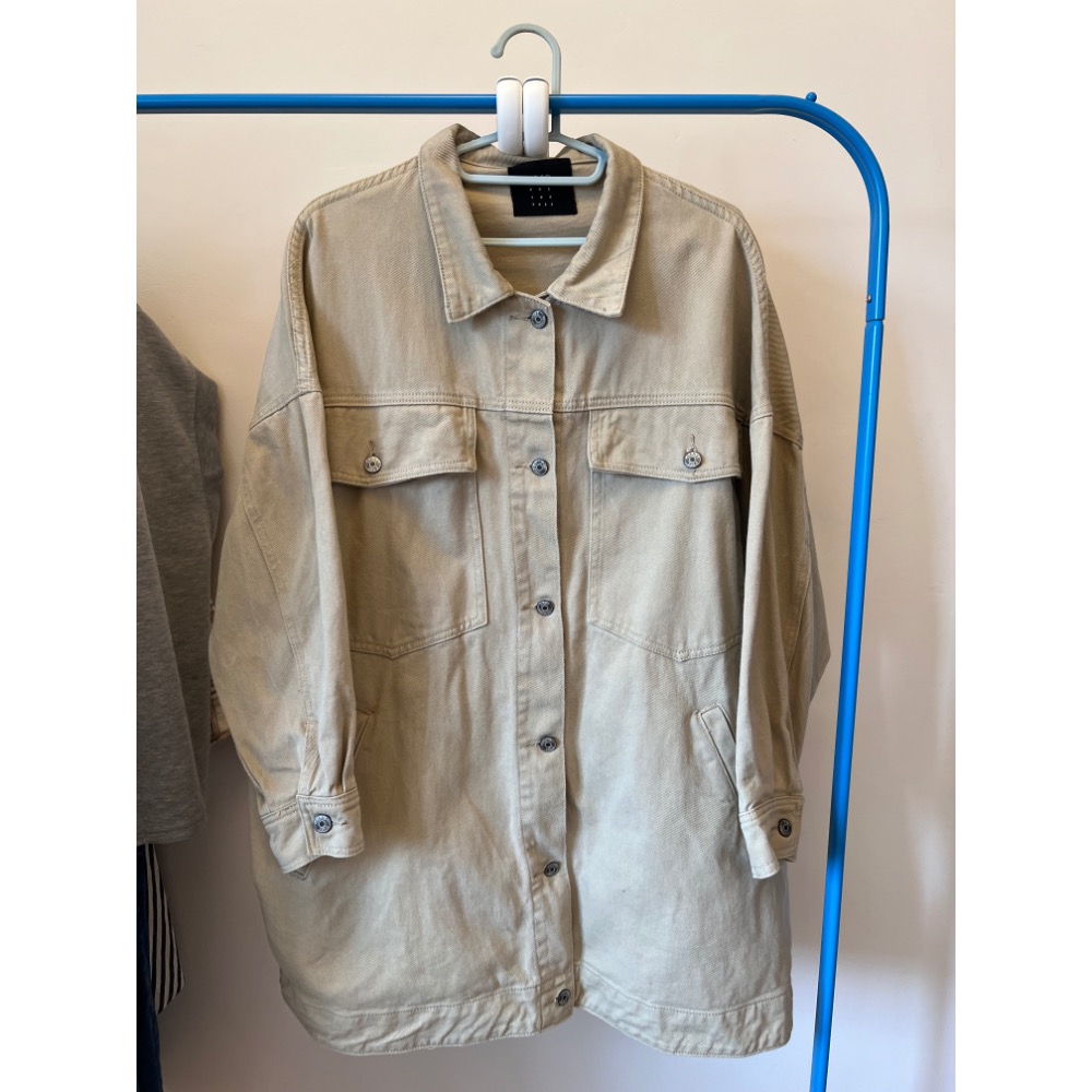 二手MO-BO卡其oversize大衣-細節圖2