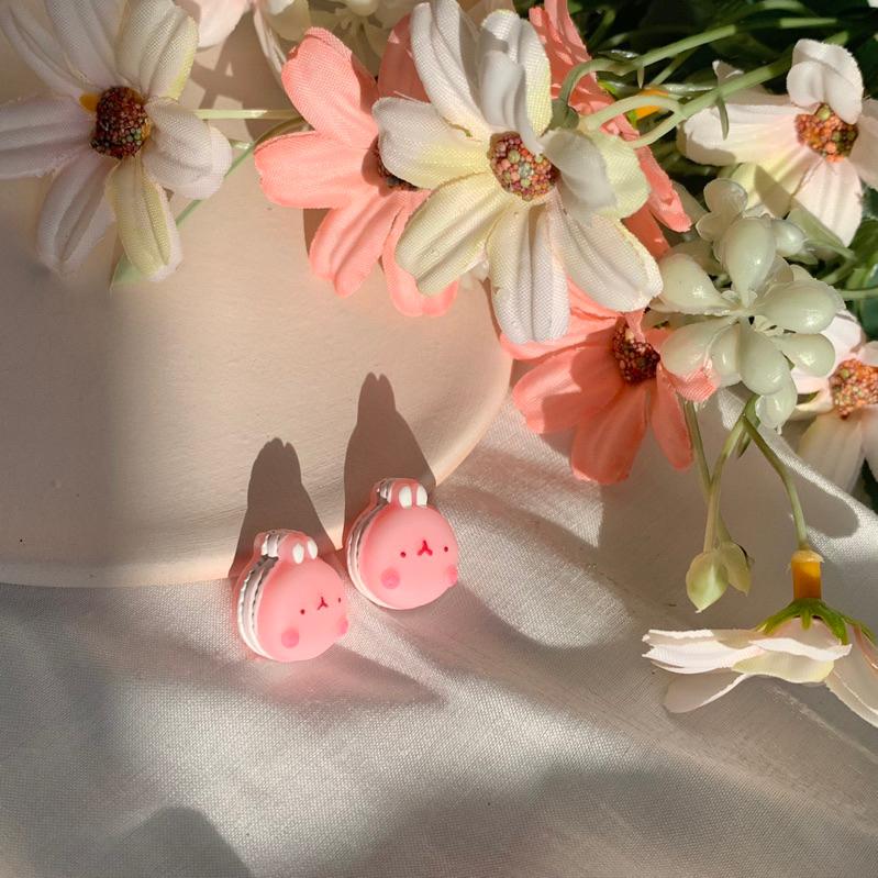 𝗦𝗽𝗿𝗶𝗻𝗚𝘂𝗮｜現貨｜小兔馬卡龍耳環 可愛日系動物迷你精緻少女心趣味耳飾無耳洞耳夾-細節圖4